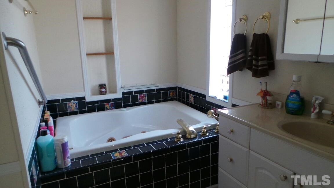 3185 Mack Brummitt Road Kittrell, NC 27544 - Photo 23 of 25 Gallery Image 23