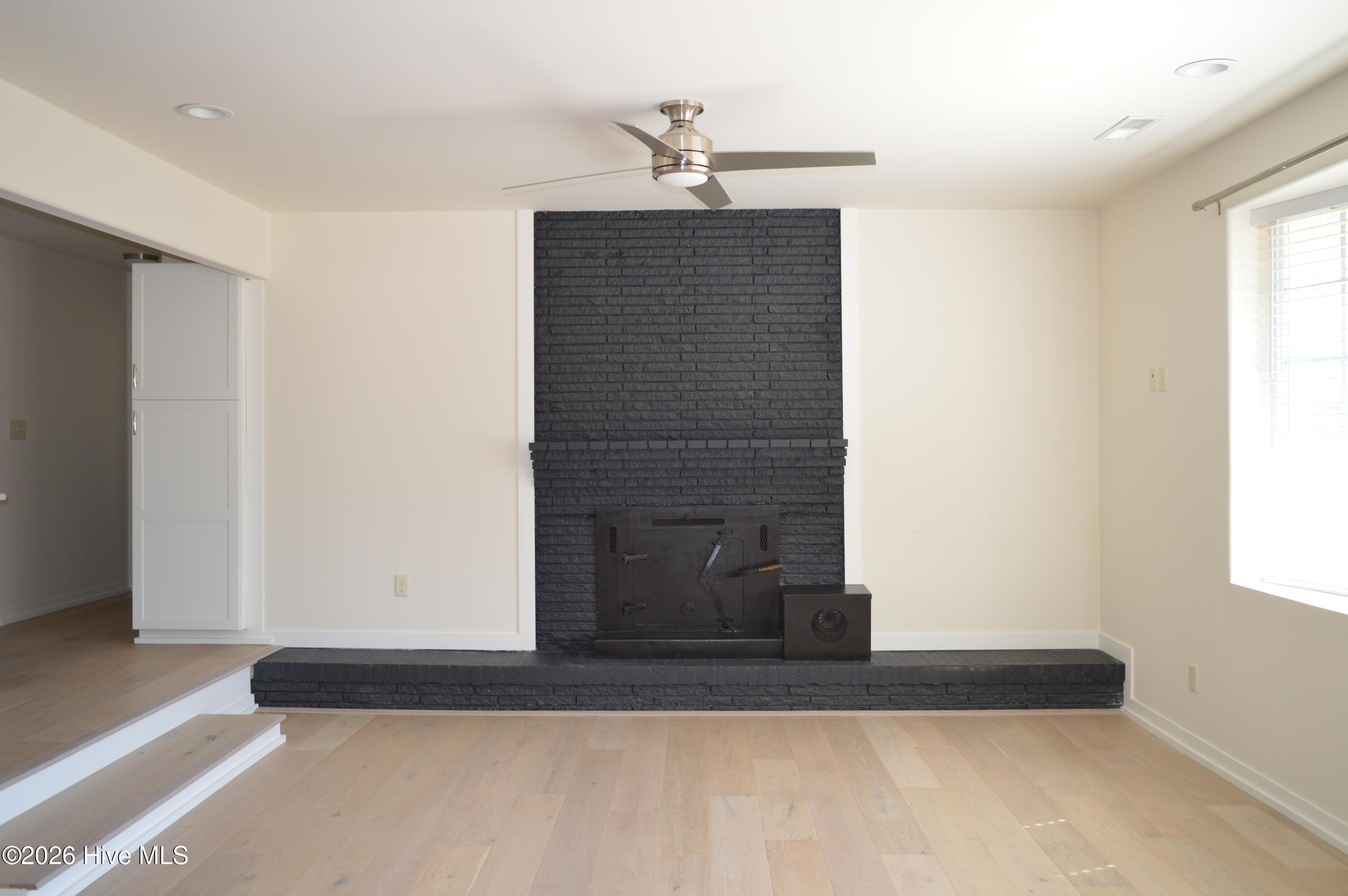 114 Church Road Riegelwood, NC 28456 - Photo 9 of 46 Living room/Fireplace
