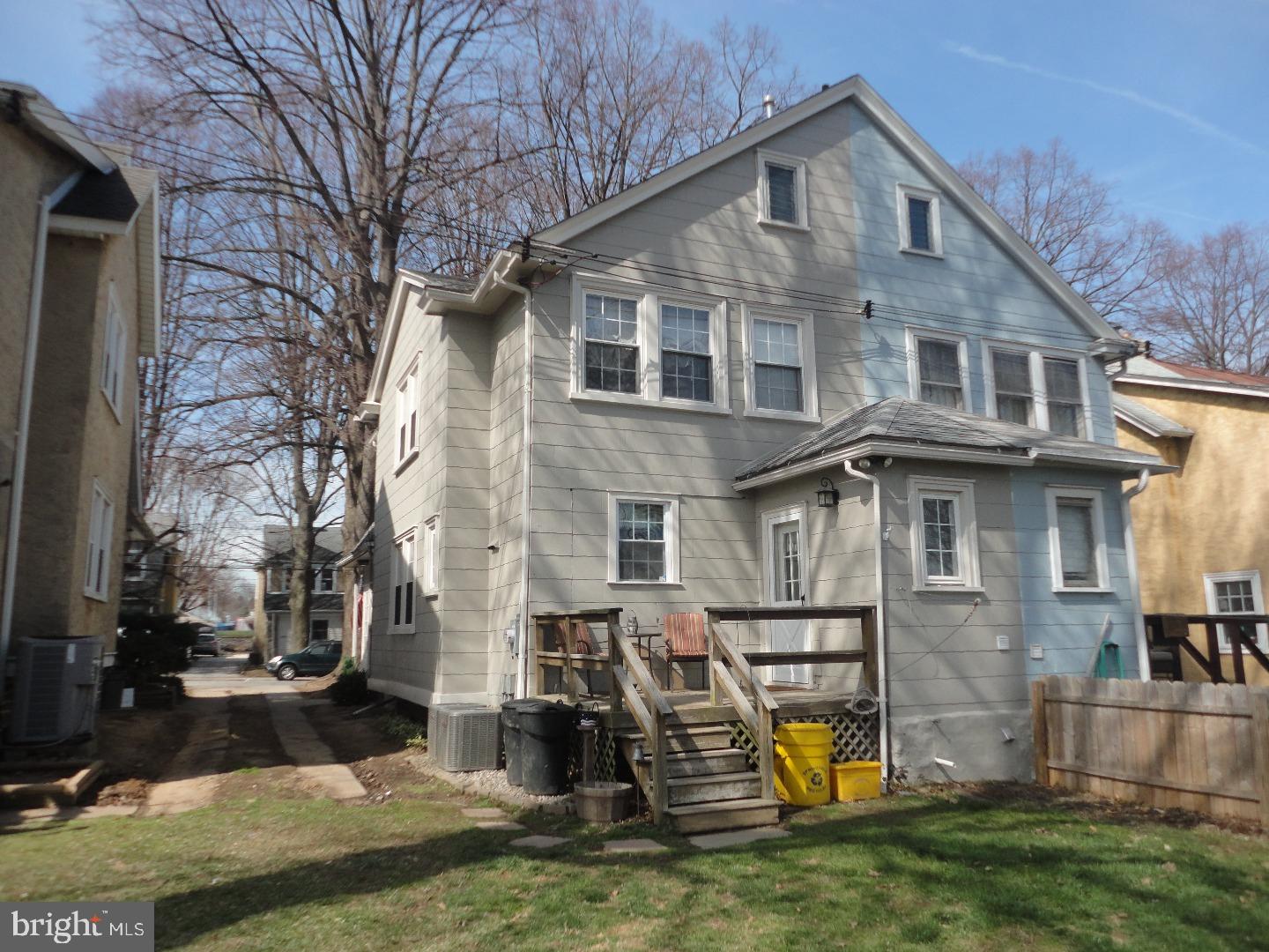 249 Ballymore Road Springfield, PA 19064 - Photo 2 of 24 Exterior Back