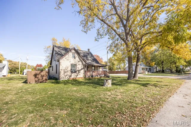 $200,000 | 205 Main Street, O'Fallon, IL 62269