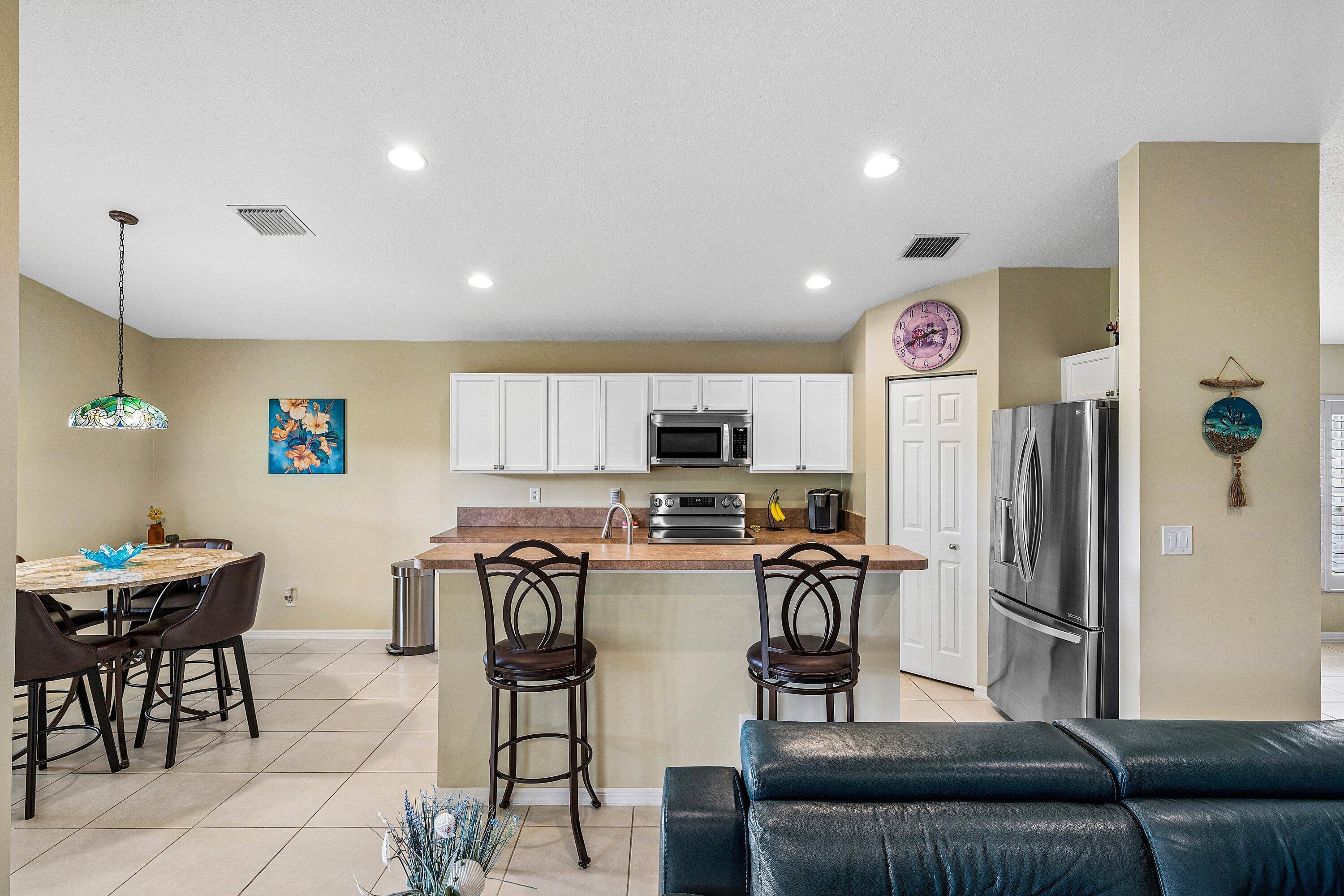 12095 Roma Road Boynton Beach, FL 33436 - Photo 15 of 54 Kitchen