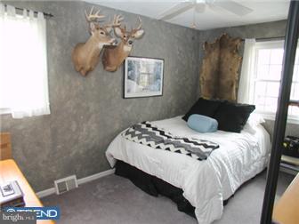 633 Pickering Road Southampton, PA 18966 - Photo 8 of 10 Bedroom 2