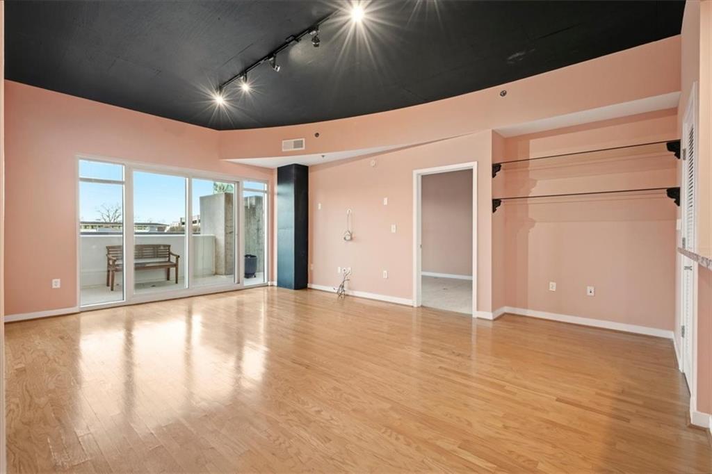 250 Pharr Road Northeast, Unit 213 Atlanta, GA 30305 - Photo 4 of 46