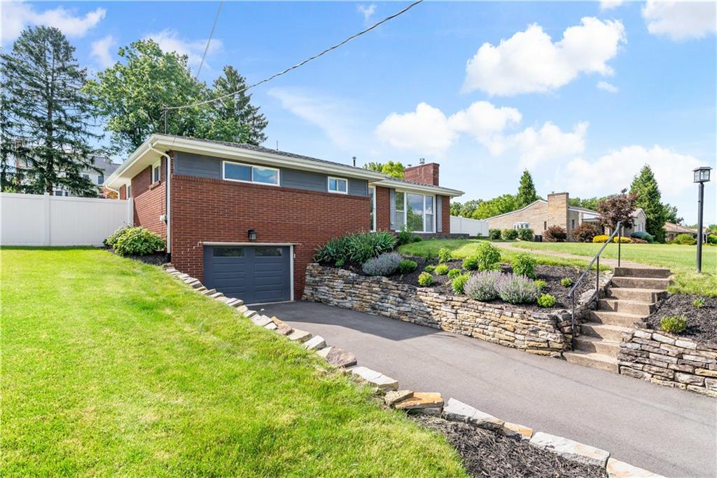 210 East Harbison Road Pittsburgh, PA 15205 - Photo 35 of 39