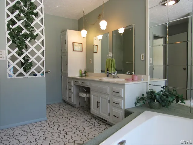 $385,000 | 9208 Mullen Hill Road, Western, NY 13303