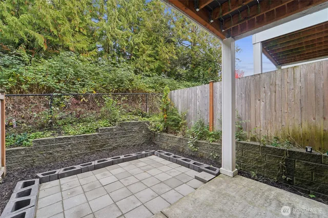 a view of a partially built entryway