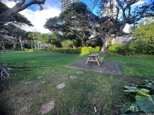 $2,100 | 98-1030 Moanalua Road, Unit 5304, Aiea, HI 96701
