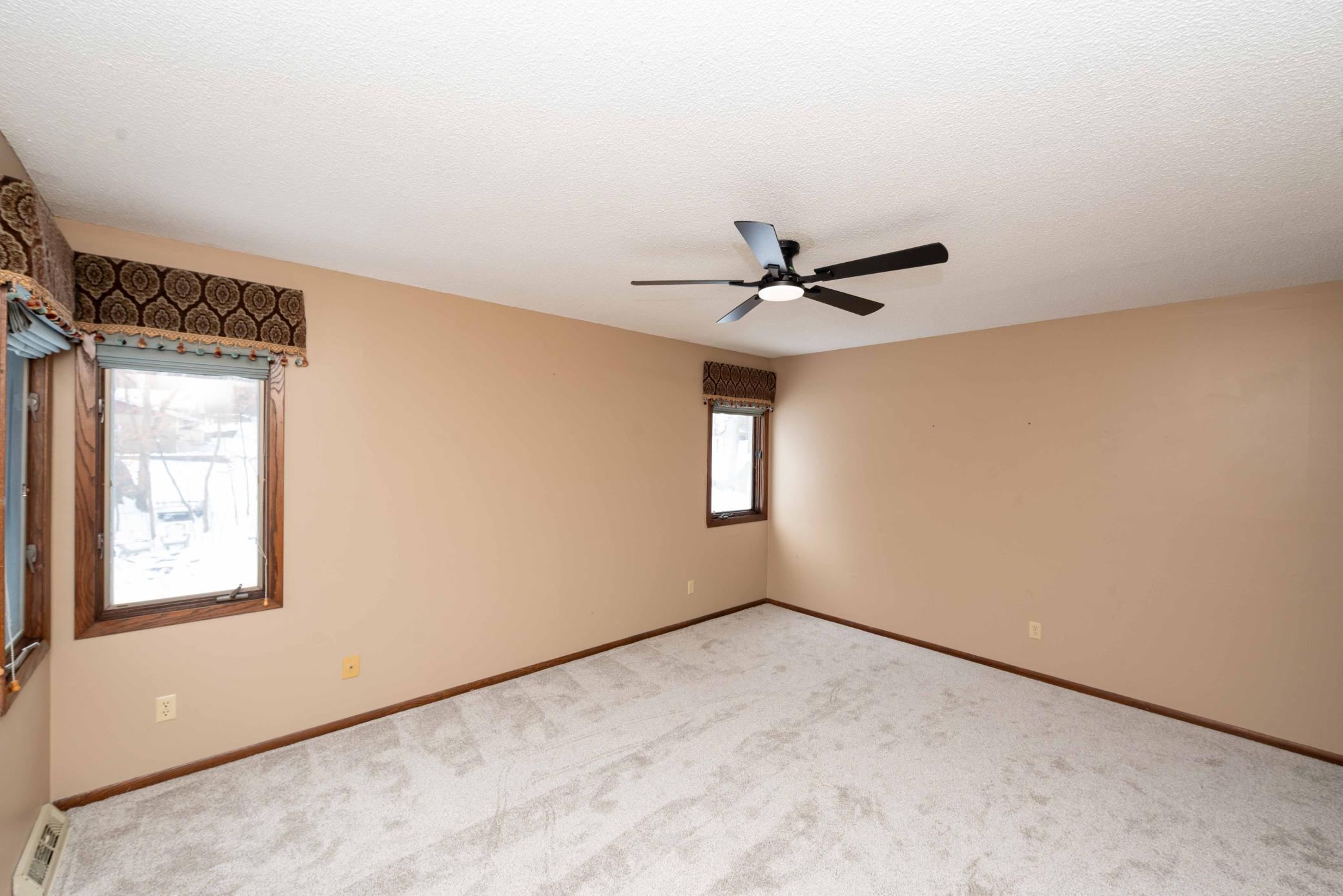 8125 Spring Valley Road Waconia, MN 55387 - Photo 18 of 83