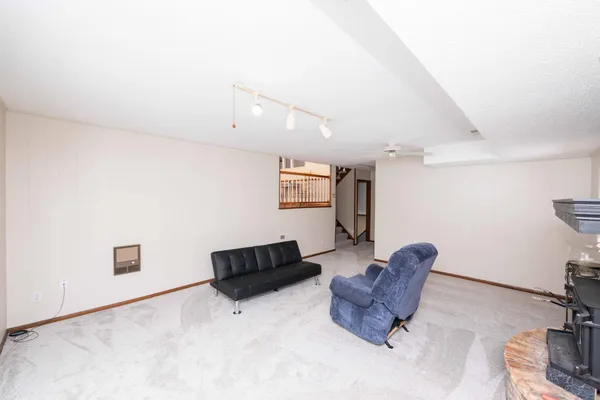 $475,000 | 8125 Spring Valley Road, Waconia, MN 55387