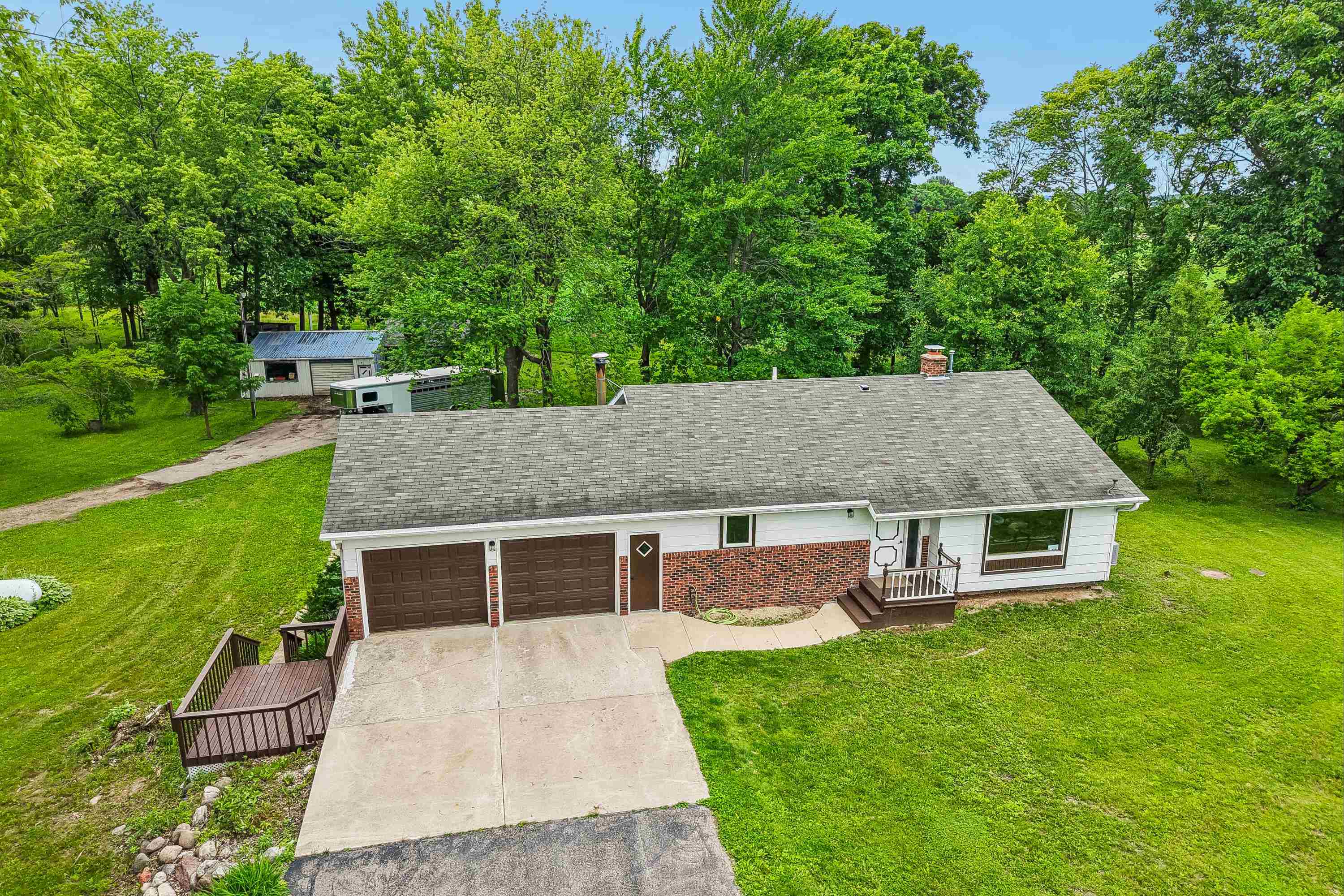 W1152 Fox Columbus, WI 53925 - Photo 48 of 68