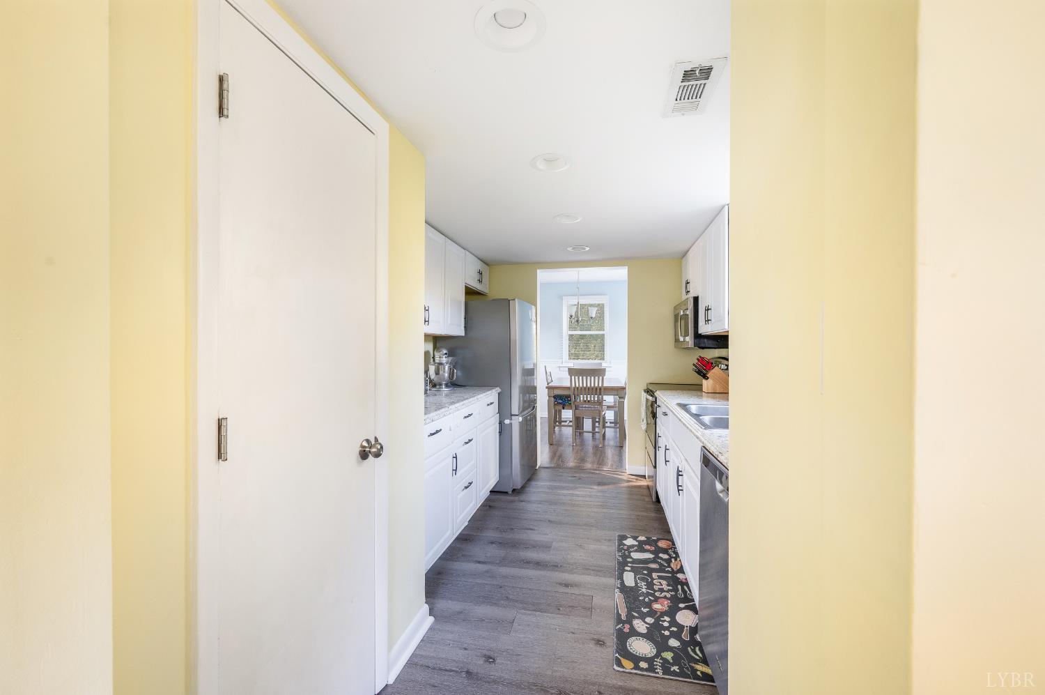 1368 Oliver Road Altavista, VA 24517 - Photo 12 of 45 Gallery Image 12