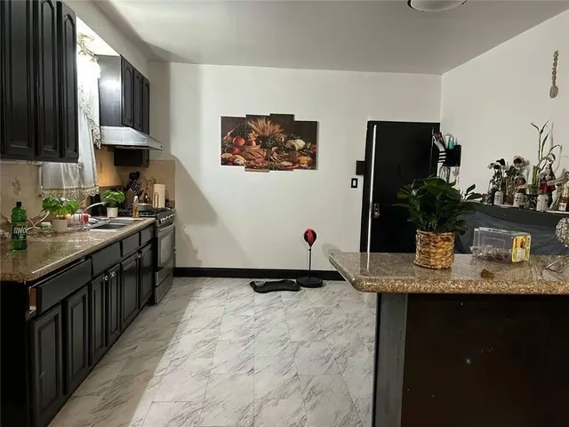 $1,350,000 | 204 Highlawn Avenue | Gravesend