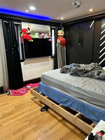 $1,350,000 | 204 Highlawn Avenue | Gravesend