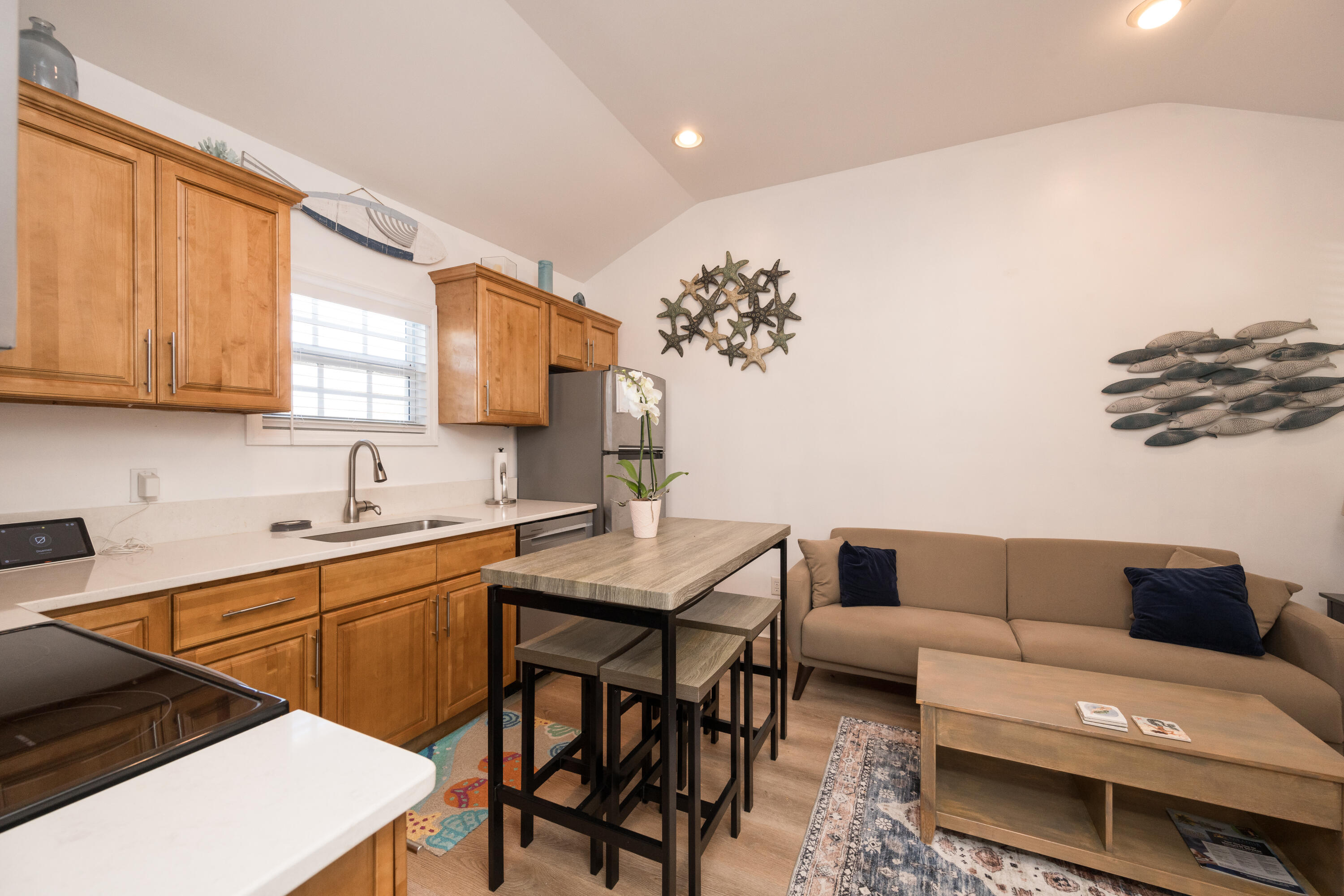 904 Terry Lane, Unit 4 Key West, FL 33040 - Photo 6 of 21 NDP-904-Terry-Ln-Lg-8467 (26 of 37)