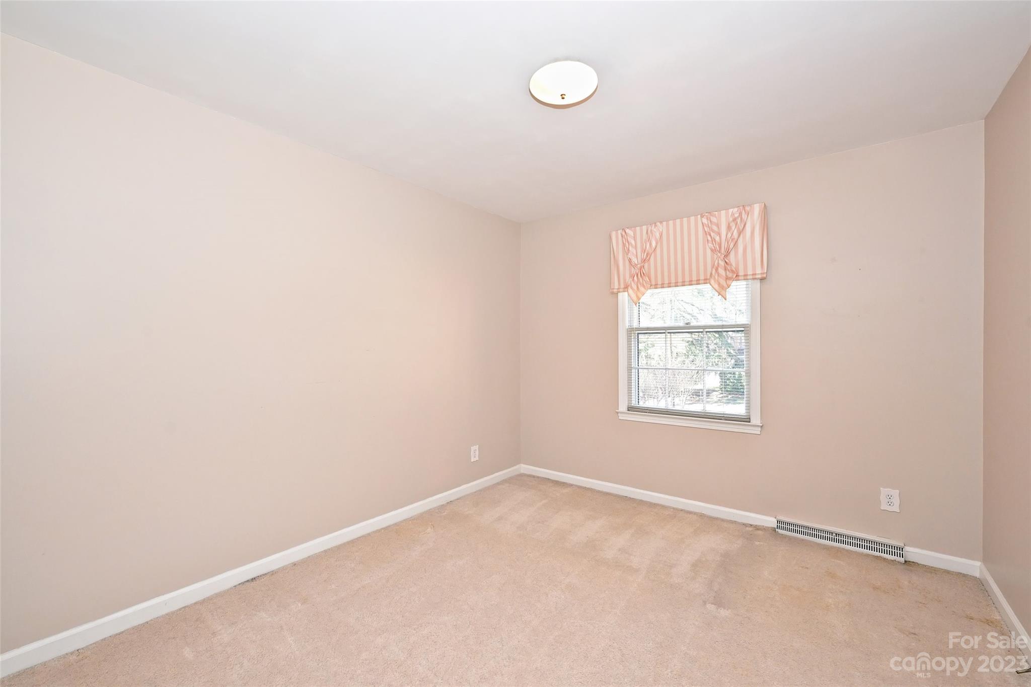 2720 Goneaway Road Charlotte, NC 28210 - Photo 27 of 35 Gallery Image 27
