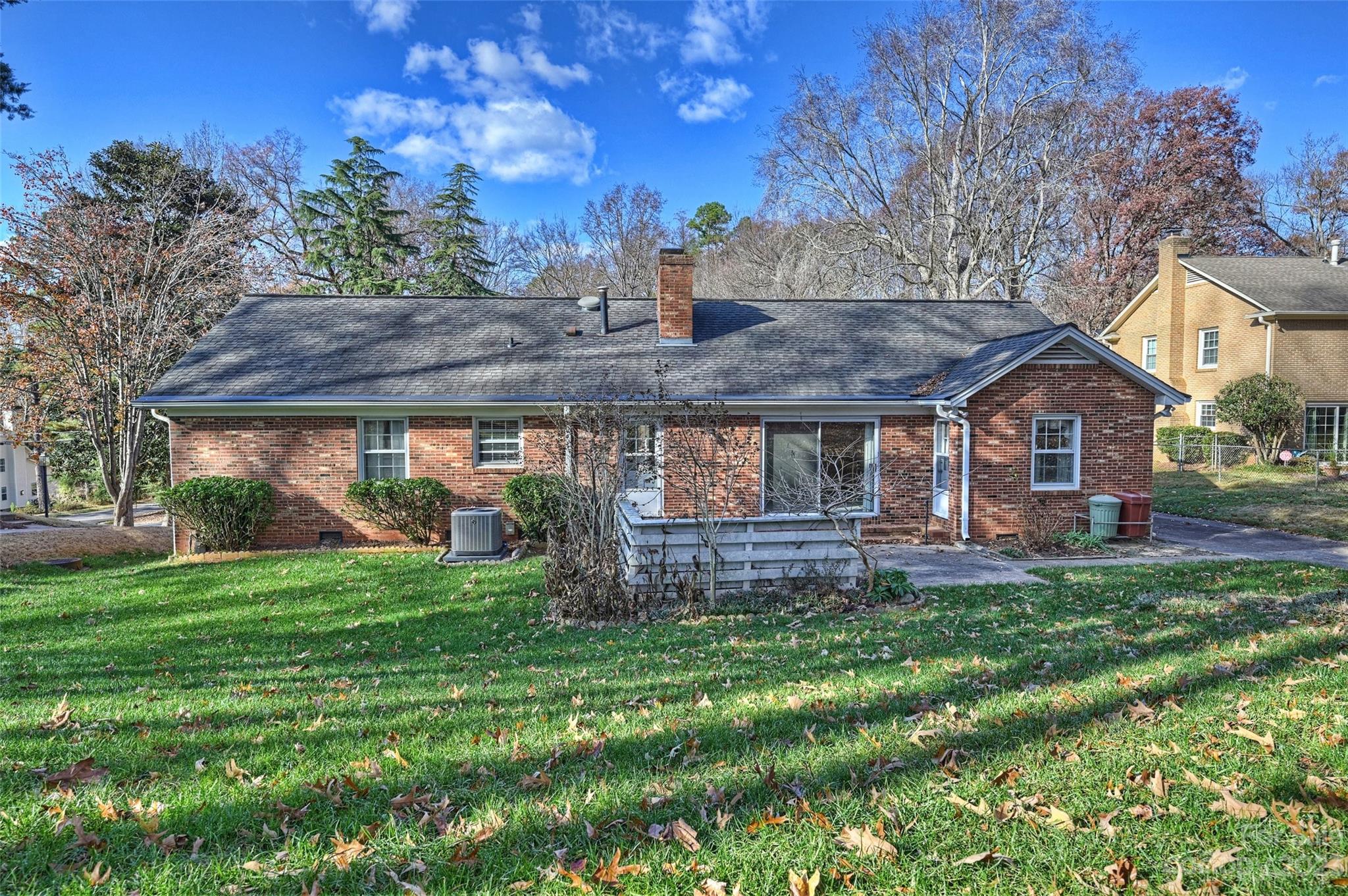 2720 Goneaway Road Charlotte, NC 28210 - Photo 34 of 35 Gallery Image 34