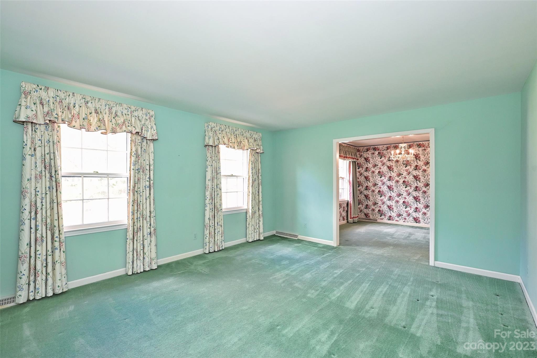 2720 Goneaway Road Charlotte, NC 28210 - Photo 6 of 35 Gallery Image 6