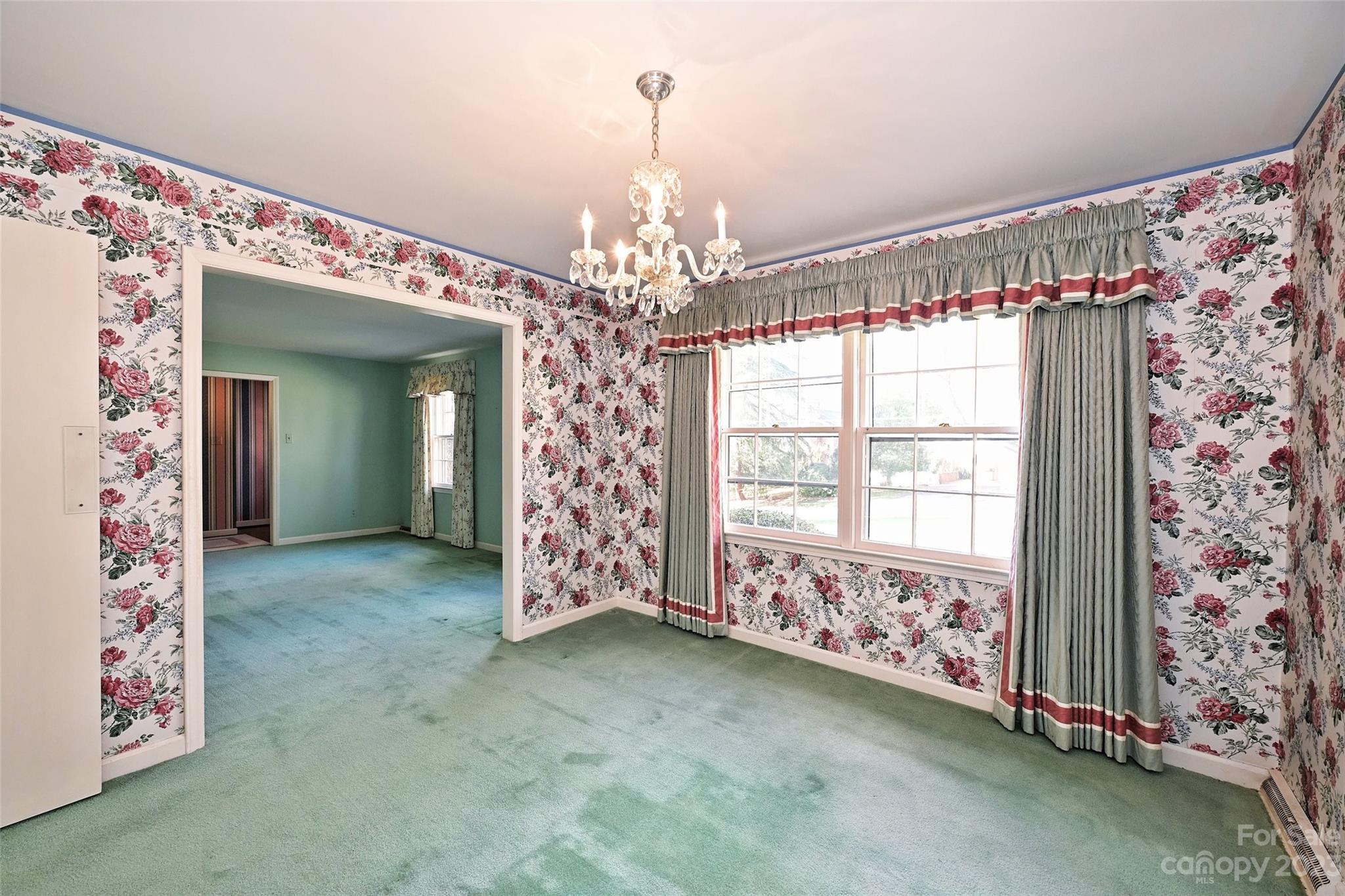 2720 Goneaway Road Charlotte, NC 28210 - Photo 10 of 35 Gallery Image 10