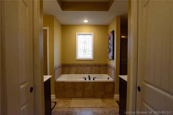 $409,900 | 1077 Heritage Way, Greenville, IN 47124