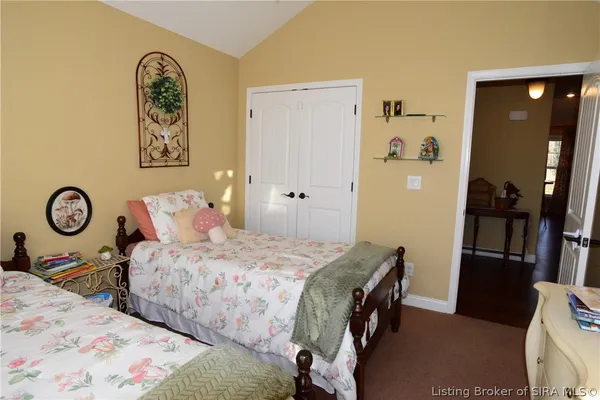 $409,900 | 1077 Heritage Way, Greenville, IN 47124