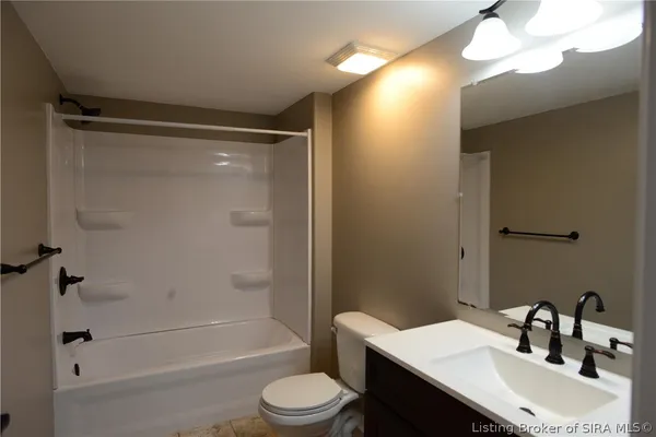 $409,900 | 1077 Heritage Way, Greenville, IN 47124