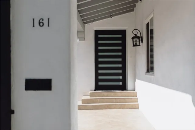 $3,490 | 161 North Willaman Drive, Beverly Hills, CA 90211