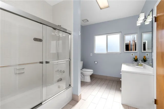 $3,490 | 161 North Willaman Drive, Beverly Hills, CA 90211