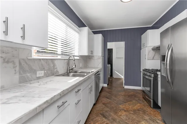 $3,490 | 161 North Willaman Drive, Beverly Hills, CA 90211