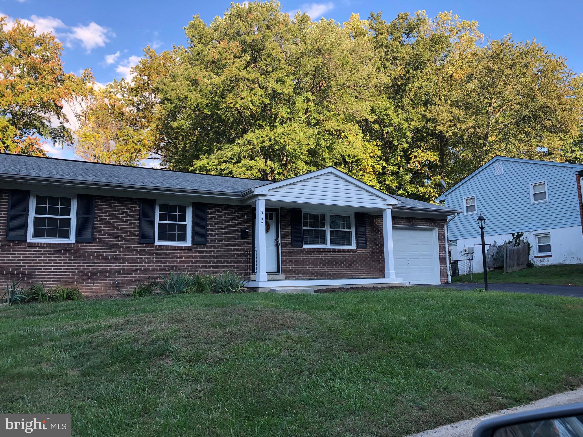 13127 Haddock Road Woodbridge, VA 22193 - Photo 1 of 24 Like NEW Rambler...a must see!!