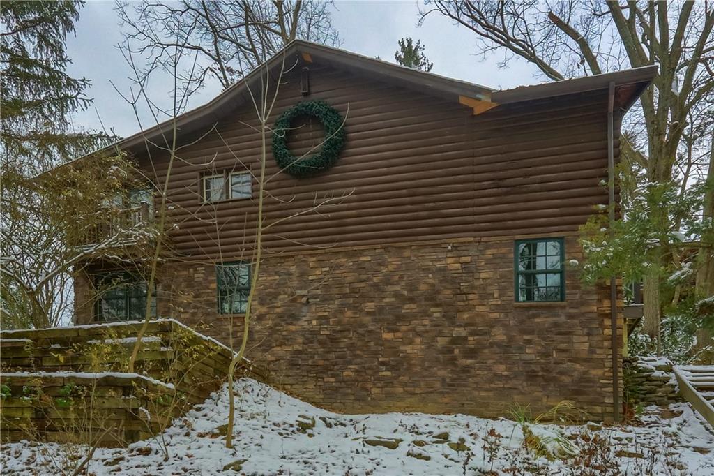 3210 Evergreen Road Pittsburgh, PA 15237 - Photo 14 of 47 a backyard of a house