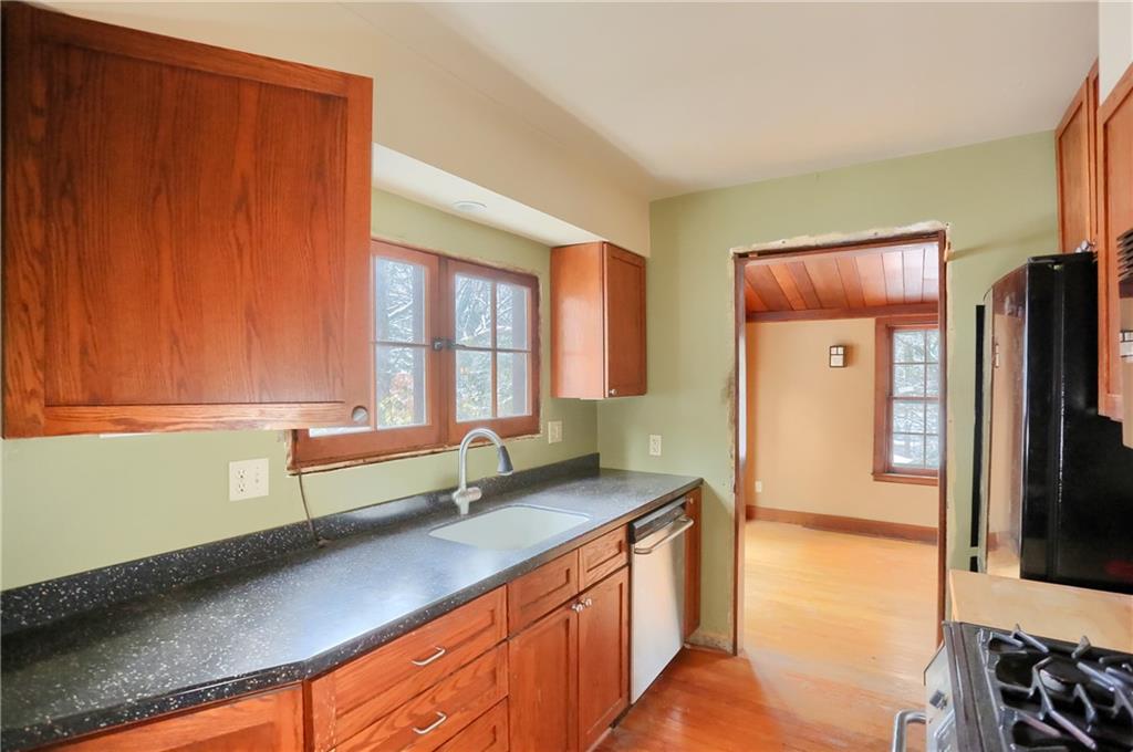 3210 Evergreen Road Pittsburgh, PA 15237 - Photo 28 of 47 a kitchen with stainless steel appliances a refrigerator and a sink