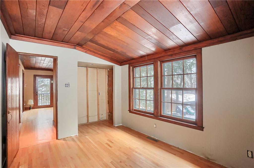 3210 Evergreen Road Pittsburgh, PA 15237 - Photo 33 of 47 a view of livingroom with hardwood floor