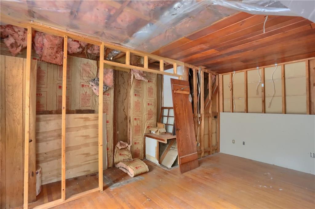 3210 Evergreen Road Pittsburgh, PA 15237 - Photo 39 of 47 a view of an empty room