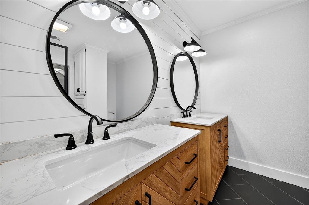 621 Craft Road Bells, TX 75414 - Photo 20 of 40 a bathroom with a sink and a mirror