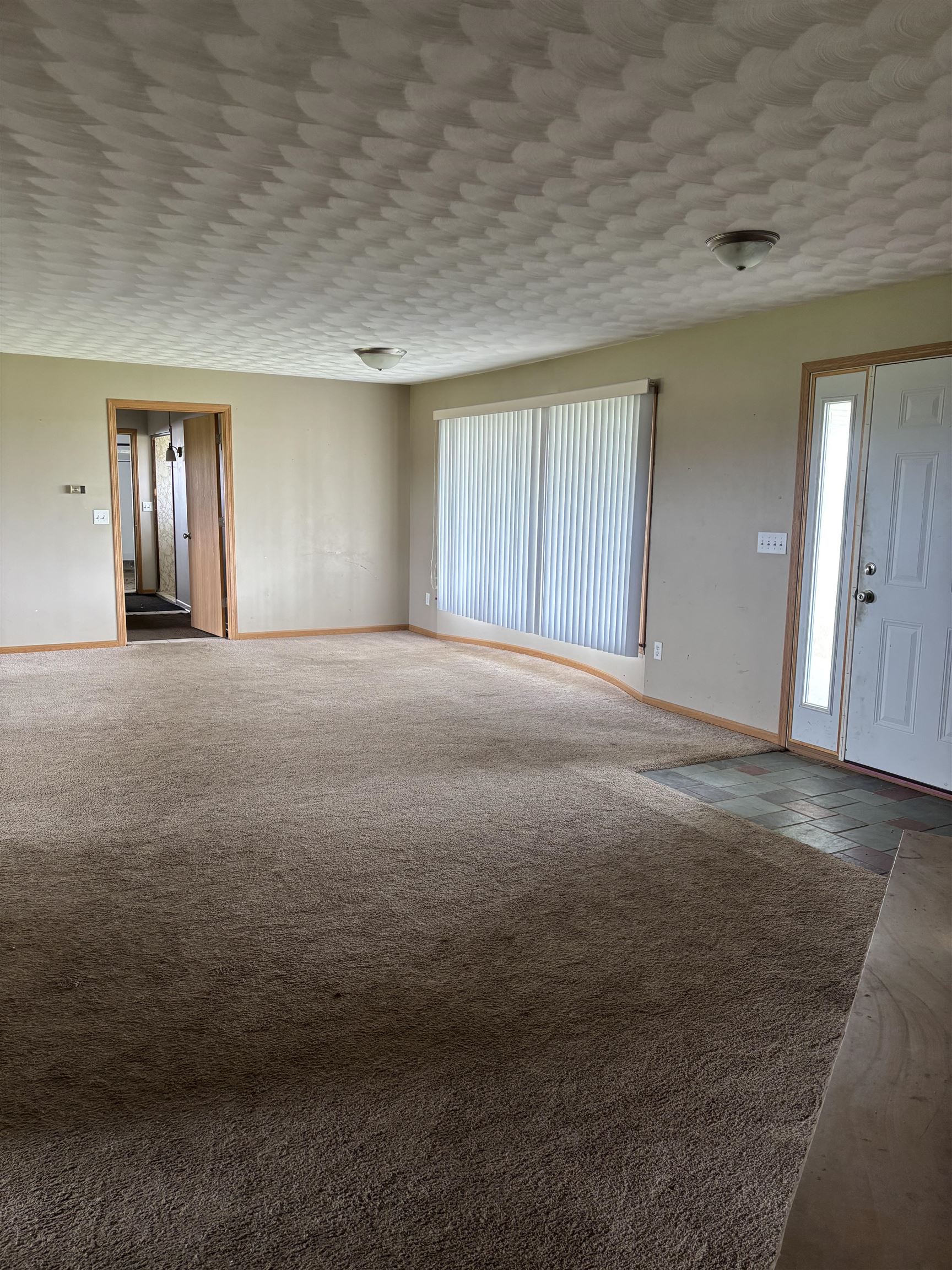 4840 Manchester Road Poplar Grove, IL 61065 - Photo 2 of 20