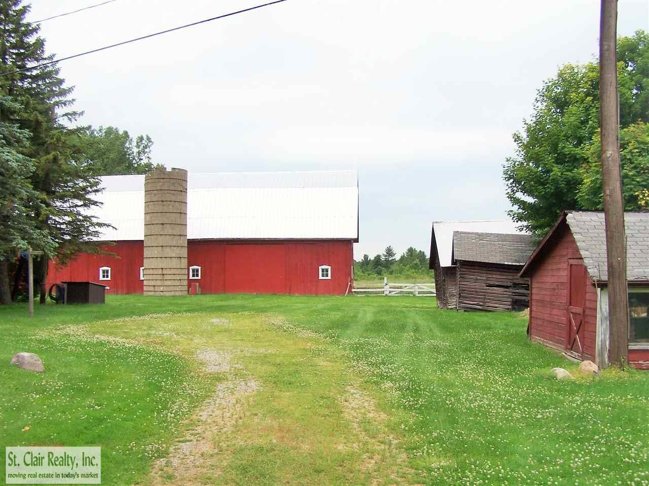 7382 Rattle Run Road St. Clair, MI 48079 - Photo 3 of 31