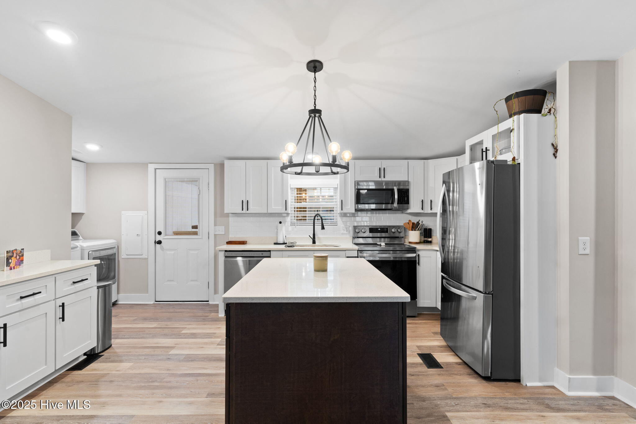 1936 Ocean Haven Road Southwest Ocean Isle Beach, NC 28469 - Photo 17 of 51 25-web-or-mls-Cammediallc.com (39 of 51)