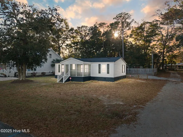 $399,000 | 1936 Ocean Haven Road Southwest, Ocean Isle Beach, NC 28469