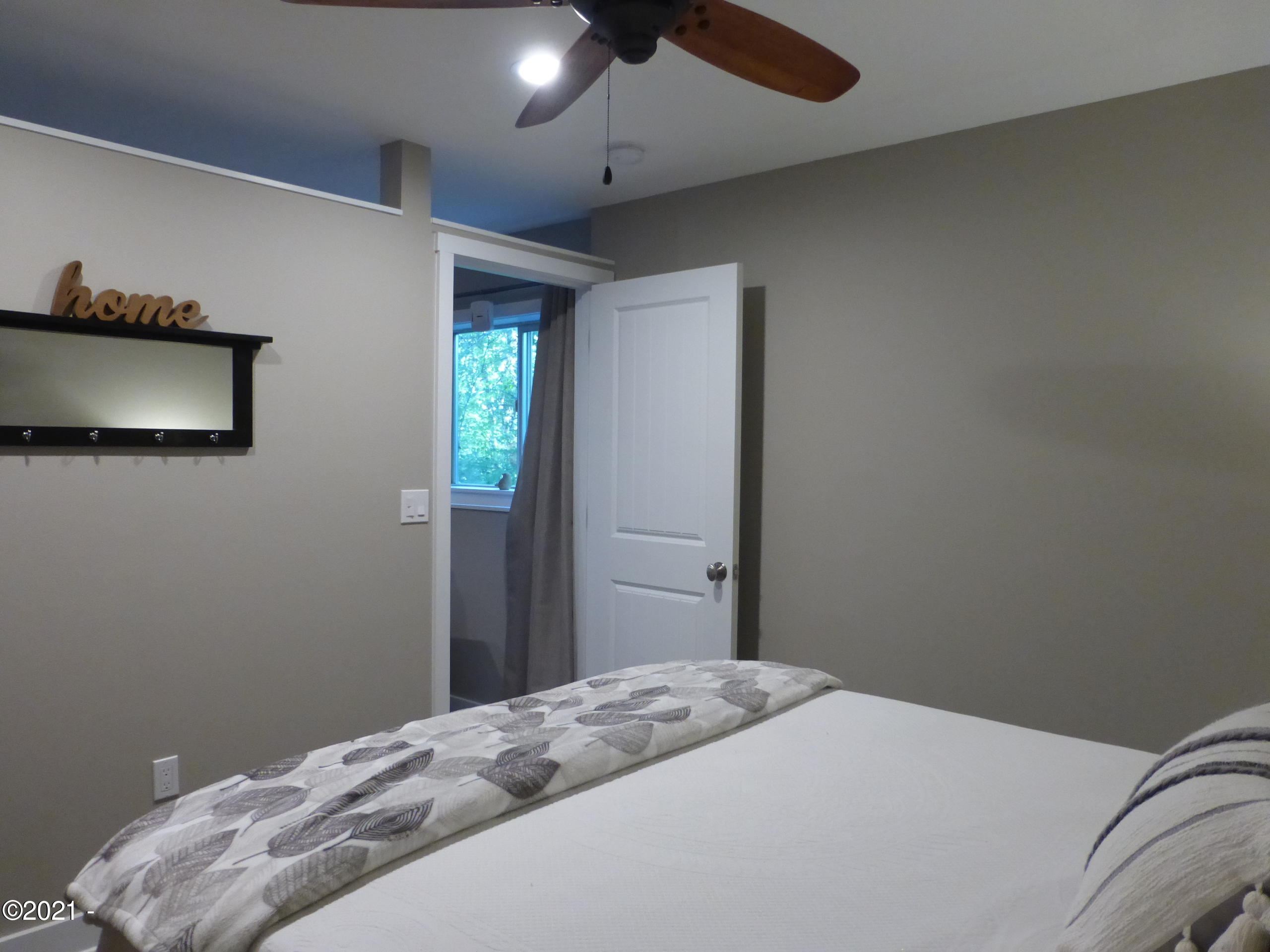 1435 Northeast Wagon Road Toledo, OR 97391 - Photo 39 of 51 Bedroom 5