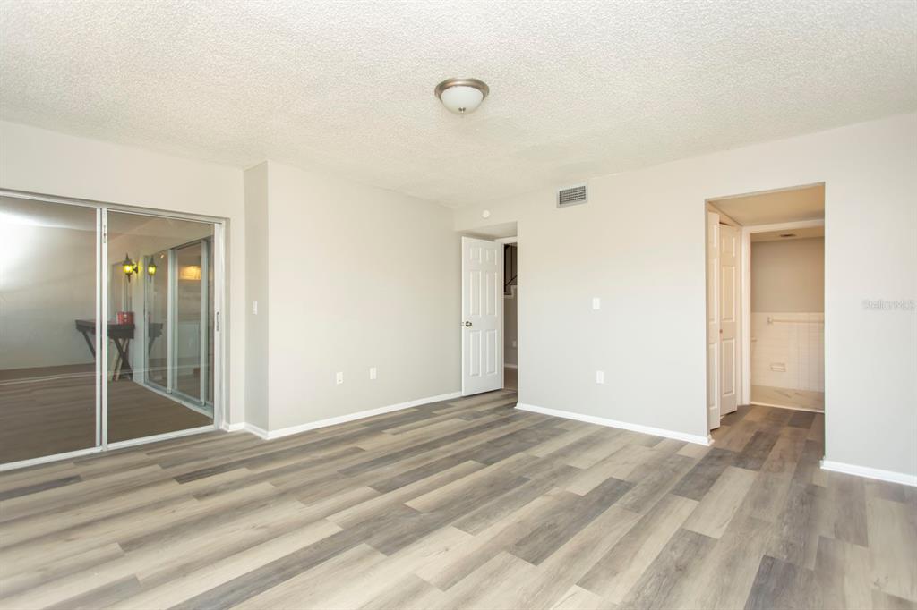 2101 Sunset Point Road, Unit 2706 Clearwater, FL 33765 - Photo 26 of 54 Gallery Image 26