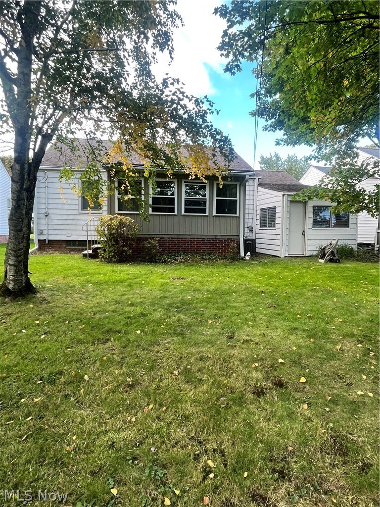 5174 Bridgewater Road Cleveland, OH 44124 - Photo 19 of 21 Gallery Image 19