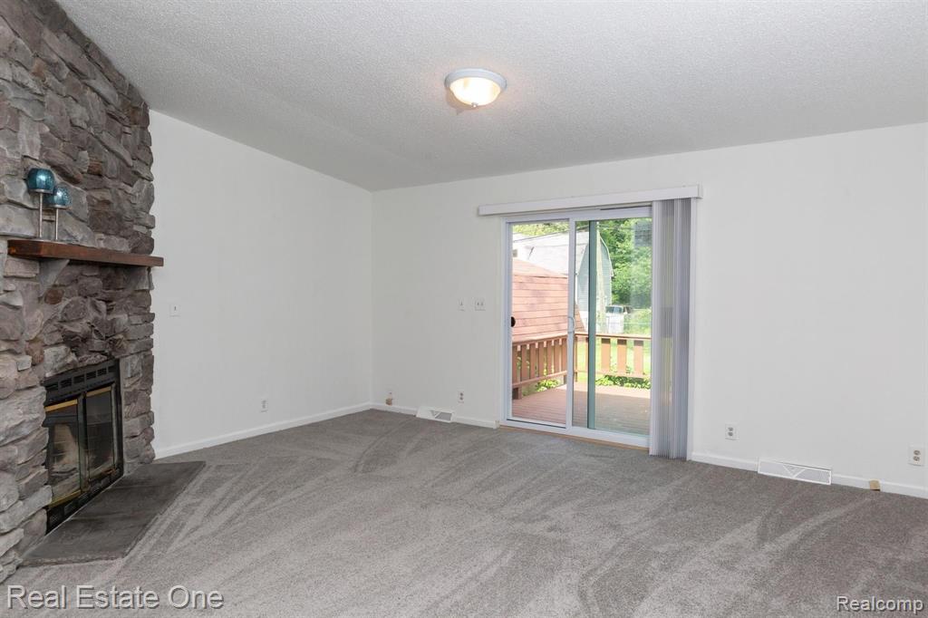 9575 Beech Daly Road Taylor, MI 48180 - Photo 7 of 33