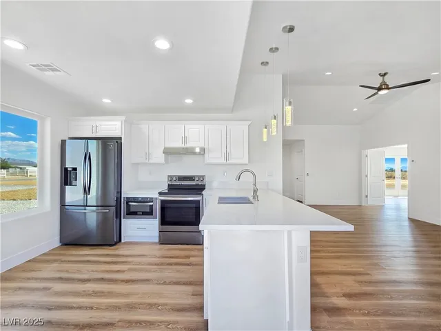 $649,900 | 5880 Johnnie Mine Street, Pahrump, NV 89060