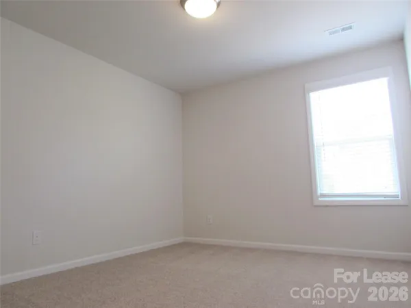 $1,695 | 8164 Sheffield Dr., Unit 13, Terrell, NC 28682