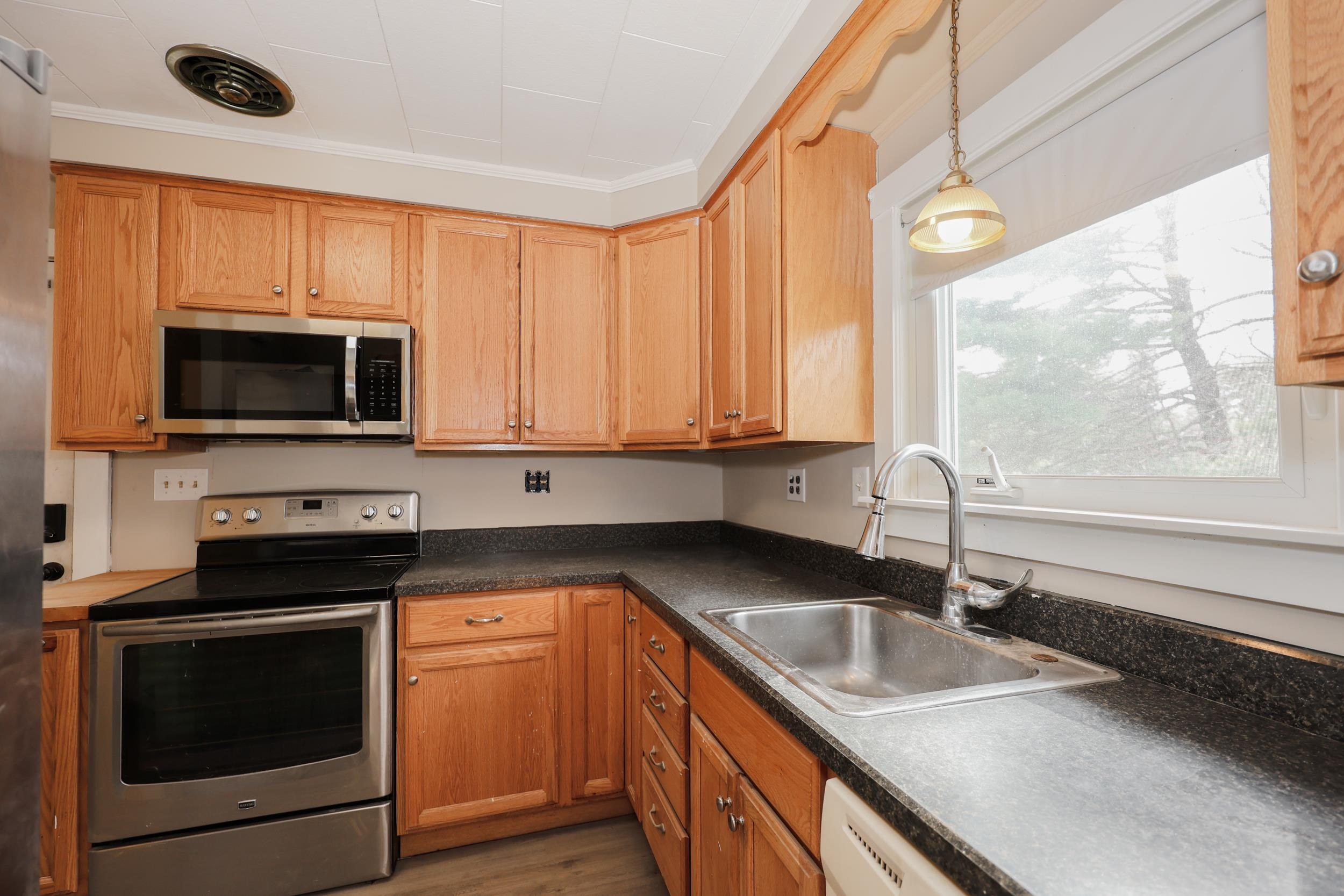 35 Indian Ridge Road Hopkinton, NH 03229 - Photo 7 of 28