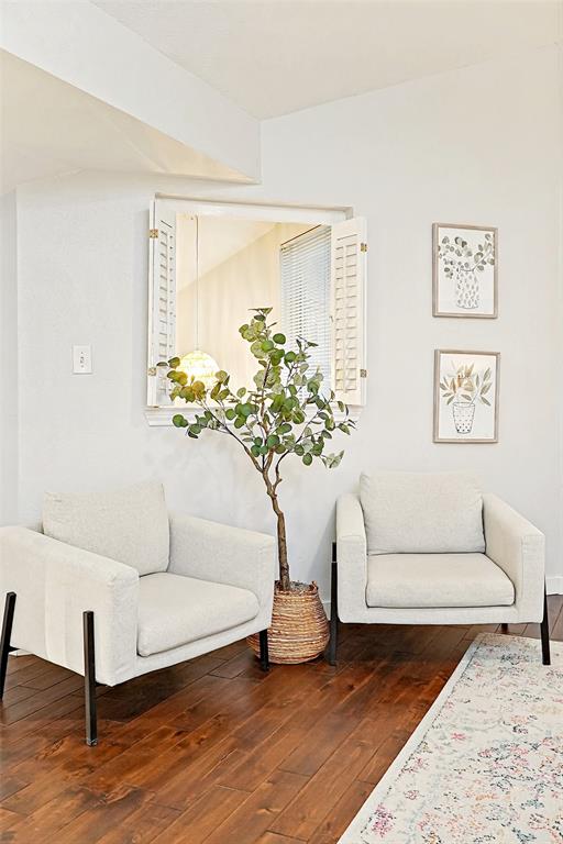3642 Word Street Dallas, TX 75204 - Photo 20 of 29 a living room with furniture and a potted plant