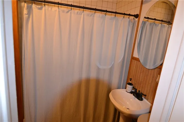 $114,900 | 185 Perrine Avenue, Auburn, NY 13021