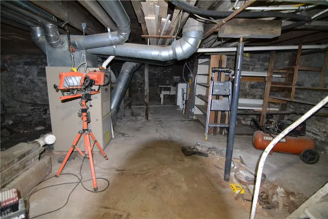 $114,900 | 185 Perrine Avenue, Auburn, NY 13021