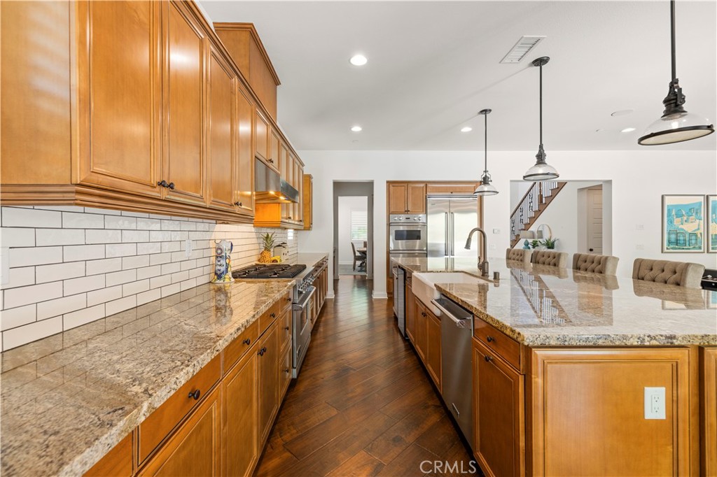 24949 Old Stone Way Stevenson Ranch, CA 91381 - Photo 41 of 111