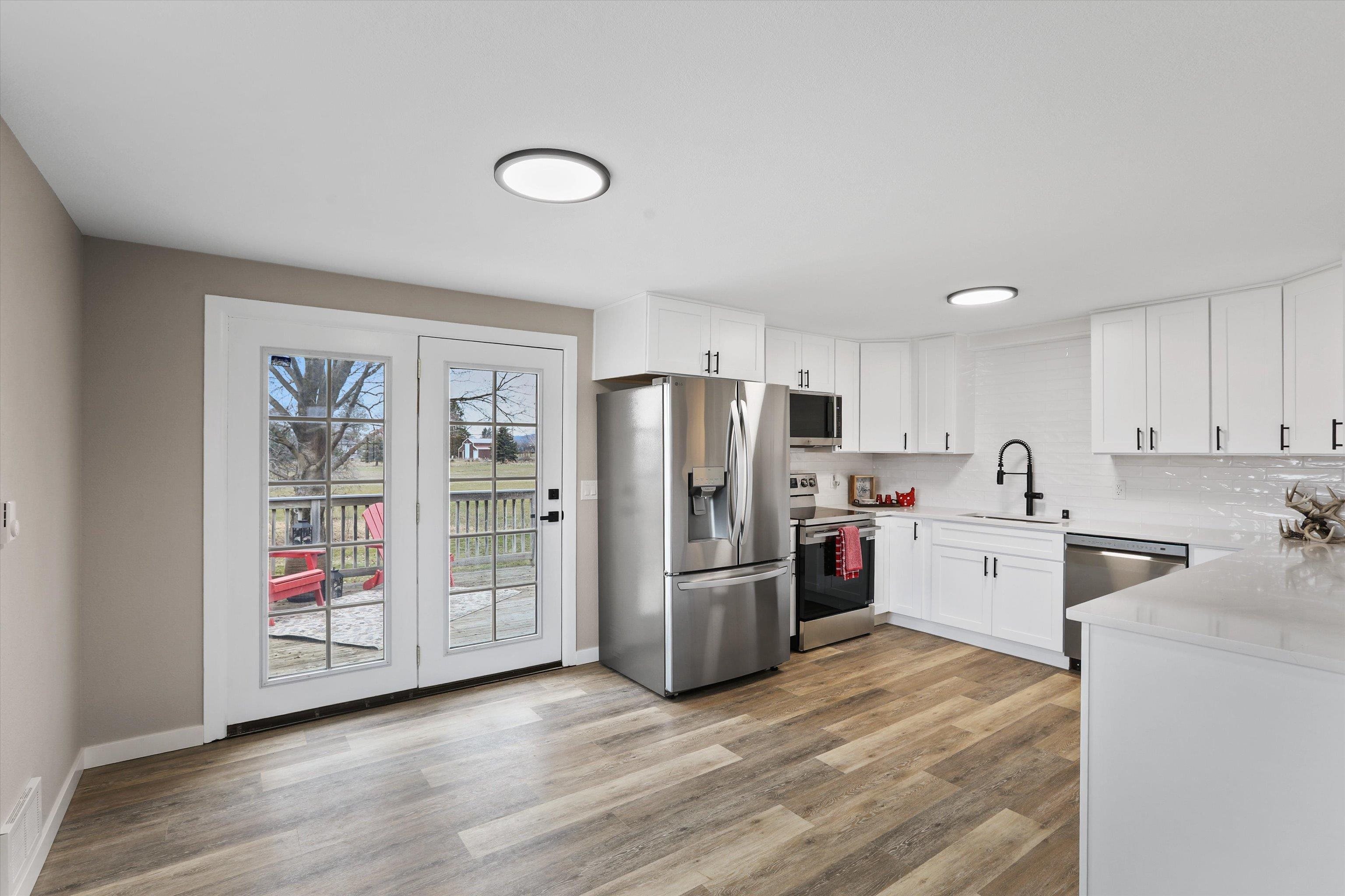 3315 North Malvern Road Otis Orchards, WA 99027 - Photo 8 of 33